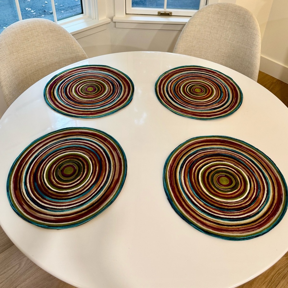 Crate&Barrel Multicolor Set of 4 Striped Placemats - Picture 2 of 6